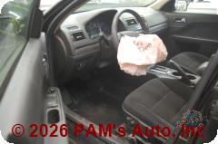 Vehicle photo 8