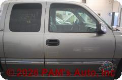 Vehicle photo 3