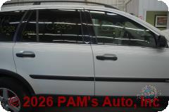Vehicle photo 3