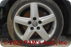 Vehicle photo 7