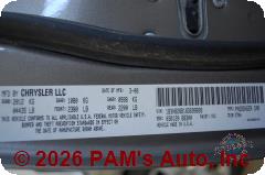 Vehicle photo 12
