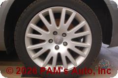 Vehicle photo 7