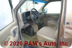 Vehicle photo 8