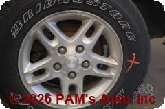 Vehicle photo 7