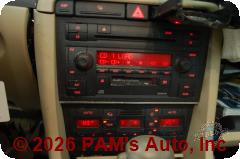 Vehicle photo 10