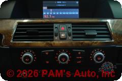 Vehicle photo 10