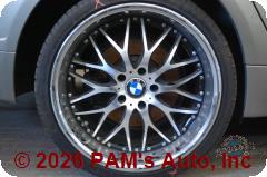 Vehicle photo 7