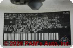 Vehicle photo 12