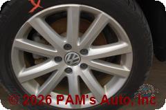 Vehicle photo 7