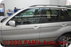 Vehicle photo 6