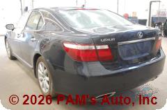 Vehicle photo 5