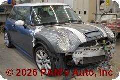 Vehicle photo 2