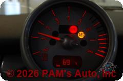 Vehicle photo 9
