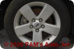 Vehicle photo 7