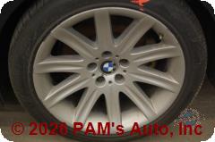 Vehicle photo 7