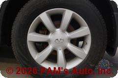 Vehicle photo 7
