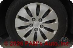 Vehicle photo 7