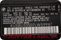 Vehicle photo 12
