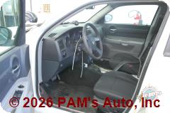 Vehicle photo 8
