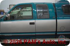 Vehicle photo 6