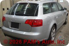 Vehicle photo 4