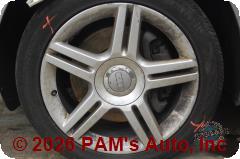 Vehicle photo 7