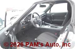 Vehicle photo 8