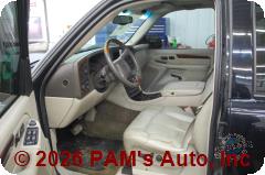 Vehicle photo 8