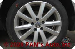 Vehicle photo 7