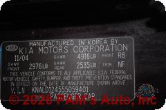 Vehicle photo 12
