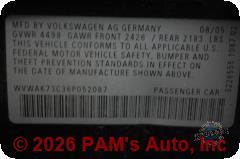 Vehicle photo 12