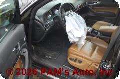 Vehicle photo 8