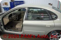 Vehicle photo 6