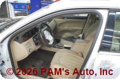 Vehicle photo 8