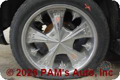 Vehicle photo 7