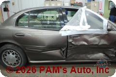 Vehicle photo 3