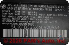 Vehicle photo 12