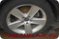 Vehicle photo 7