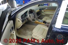 Vehicle photo 8