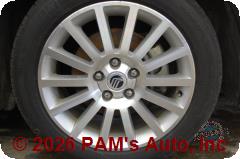 Vehicle photo 7