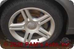 Vehicle photo 7