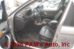 Vehicle photo 8