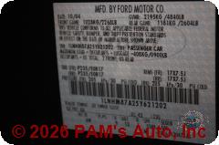 Vehicle photo 12