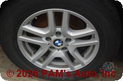 Vehicle photo 7