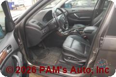 Vehicle photo 8