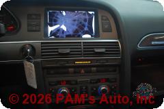 Vehicle photo 10