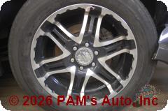 Vehicle photo 7