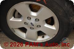 Vehicle photo 7
