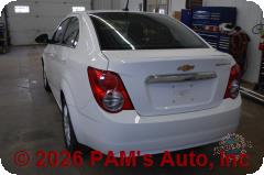 Vehicle photo 5