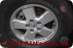 Vehicle photo 7